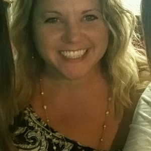 Meet your Posher, Holly